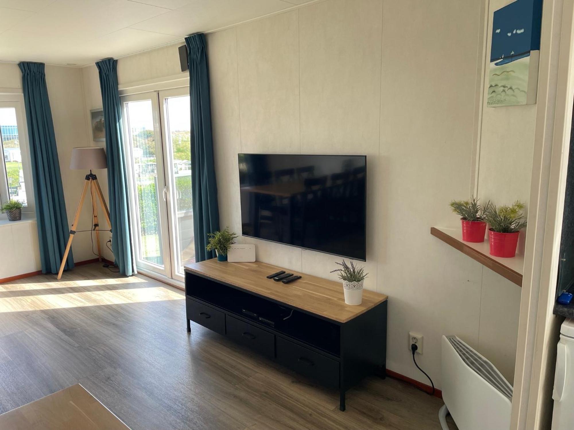 Vila Blauwe Zeedistel IJmuiden Exteriér fotografie